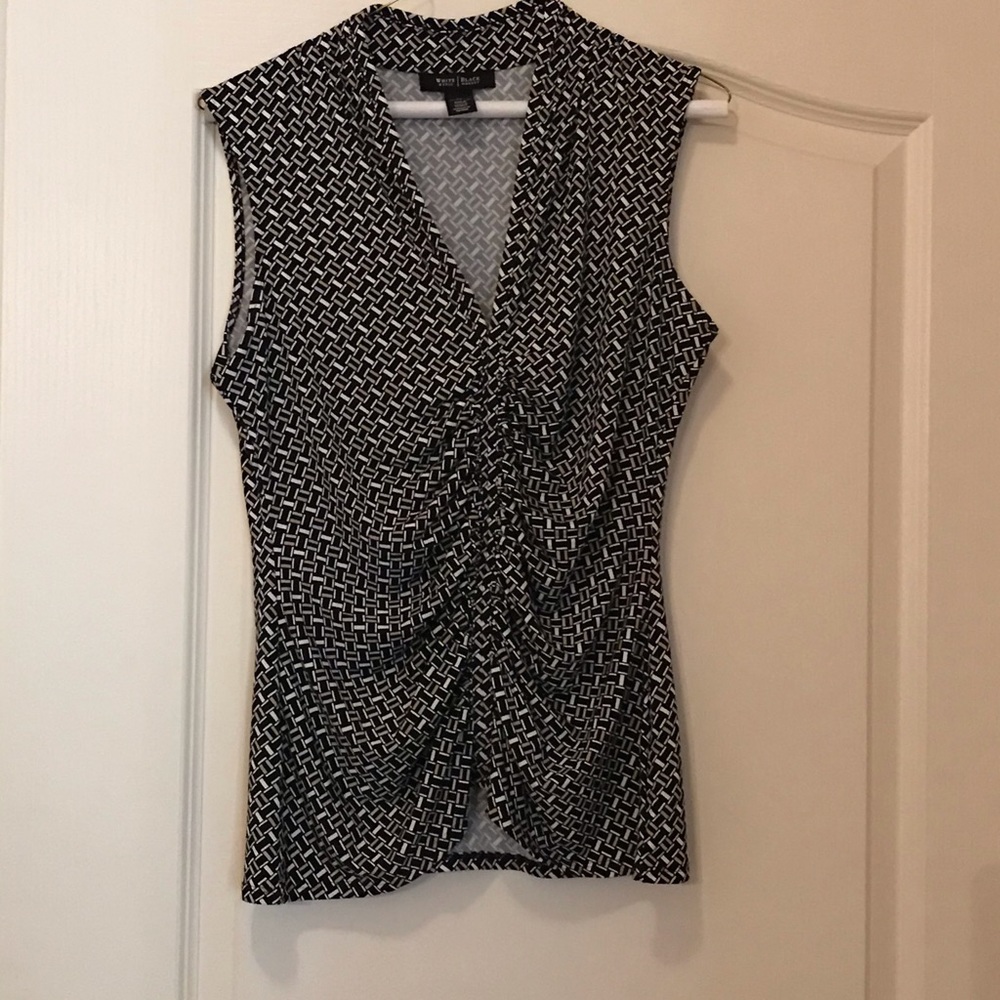 Gently used WHBM black white and tan geometric top